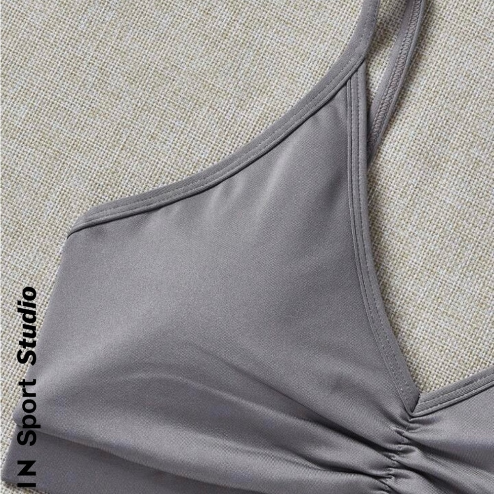 SHEIN Sport Studio Women Solid Color Spaghetti Strap Bra w/ Adjustable Straps - Picture 13 of 16